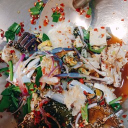 ยำปูม้า +