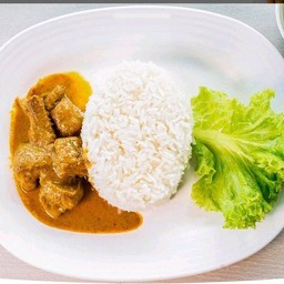 ข้าวสวยราดแกงแพะ