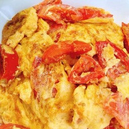 ข้าวไข่เจียวมะเขือเทศ