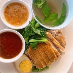 อิสลามโภชนา ข้างคลีนิคหมอสุวิทย์ ในเมือง