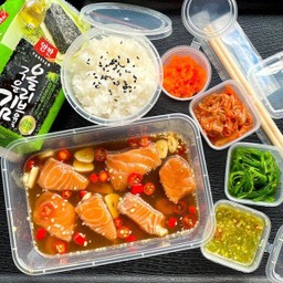 Set ปลาแซวมอน ดองซีอิ๊ว (เครื่องเคียงครบชุด)