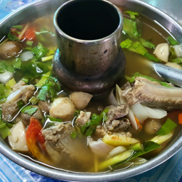 ต้มแซบกระดูกหมู