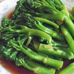 คะน้าฮ่องกงผัดน้ำมันหอย