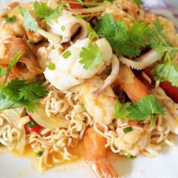 ยำม่าม่าทะเล