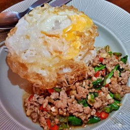 อาหารตามสั่งเจ๊แหม่ม&เชฟพลตามสั่ง 1