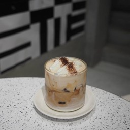 อายสเปนเนอร์ - ไวท์