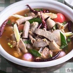 ต้มแซ่บเครื่องในหมู