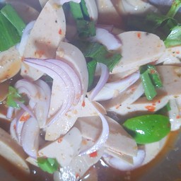 ยำหมูยอ