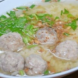 ข้าวต้ม หมูสับปั้น (หมูบะช่อ)