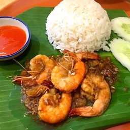 ข้าวกุ้งทอดกระเทียม