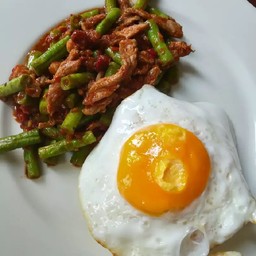 ร้านอาหารตามสั่ง-ก๋วยเตี๋ยวลูกชิ้นยักษ์(ฮาลาล) 1