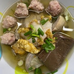 ยักษ์ใหญ่