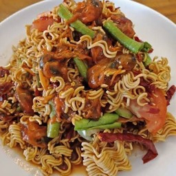 ตำมาม่าดิบหอยดอง