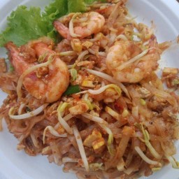 ผัดไทยโคราชเจ้านางน้อย อาหารตามสั่ง