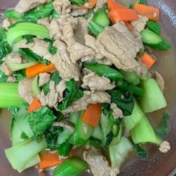 ผัดผักรวมหมู (กับข้าว)