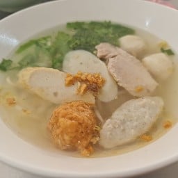 เส้นหมี่ น้ำ พิเศษ