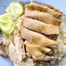 ข้าวมันไก่ต้ม