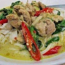 ขนมจีนแกงเขียวหวานไก่