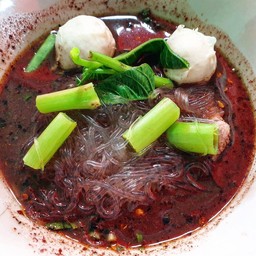 วุ้นเส้นหมูน้ำตก ทุกอย่าง