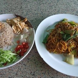 ครัวบ้านแม่ (ซอยยุพา)