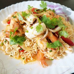 ยำมาม่า