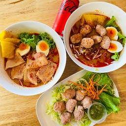 Set ปีใหม่ 2025