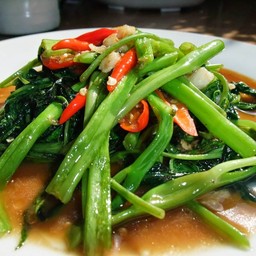 ผัดผักบุ้งไฟแดง(กับข้าว)