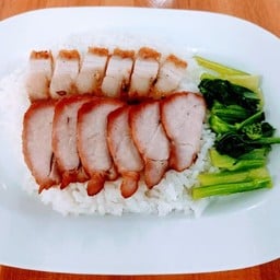 ข้าวหมูแดงหมูกรอบ