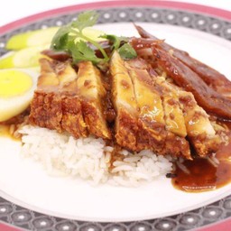 ข้าวหมูกรอบ