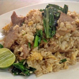 ข้าวผัดหมู