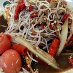 ลาบอุดร-เจ้น้อย สี่แยกไฟแดงหุบกระทิง