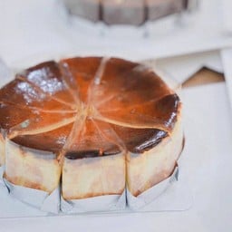 BASQUE CHEESECAKE