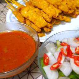 หมูสะเต๊ะมาดามอ้อ เมืองเอกบางปู