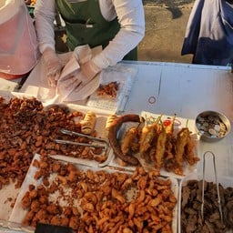 หมูทอด จัมโบ้