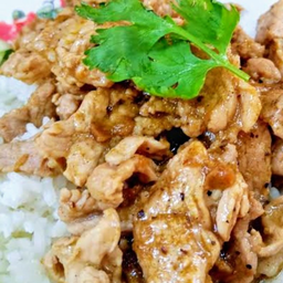 หมูผัดกระเทียม เป็นกับข้าว