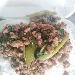โบว์ อาหารตามสั่ง ก๋วยเตี๋ยว