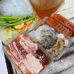 Mix Pork And Seafood Set s