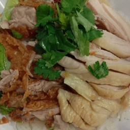 ร้านข้าวมันไก่ข้าวหมูแดงเจ็ตุ้ม