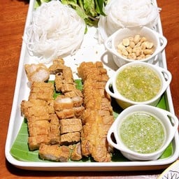 เมี่ยงหมูกรอบ