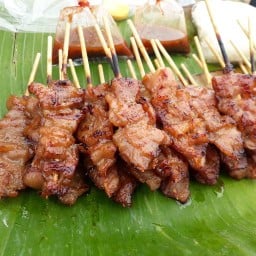 น้ำเพชร หมูปิ้ง โบราณ