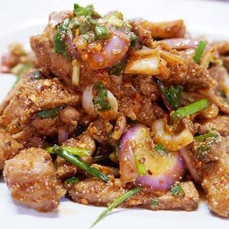 น้ำตกหมู