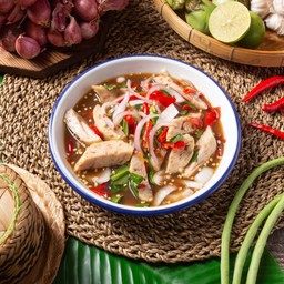 ยำหมูยอ