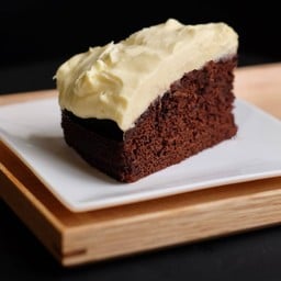 DARK BEER CAKE