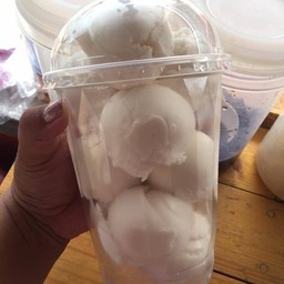 ไอติมกะทิขนาดใหญ่