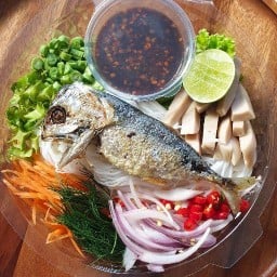 ยำขนมจีน 101