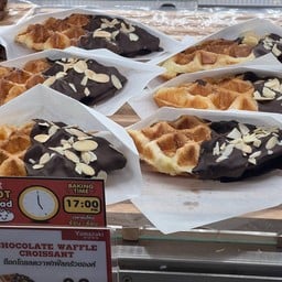 Chocolate Waffle Croissant