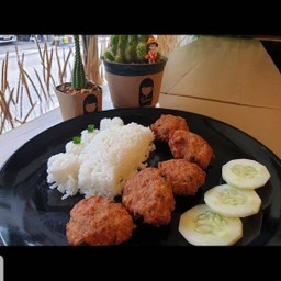 ข้าวหมูก้อน