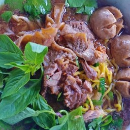 ลุงเจน&นิด้า (ก๋วยเตี๋ยวเรือ,อาหารตามสั่ง)