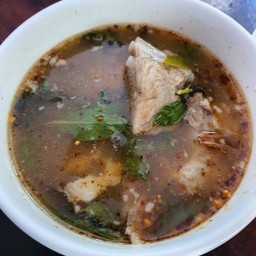 ต้มแซ่บกระดูกหมู