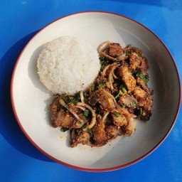 ข้าวยำไก่ย่าง